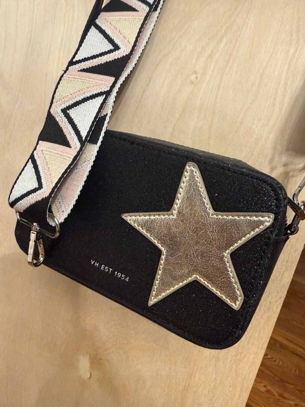 Black Crossbody Bag with Olive Star Accent and Patterned Strap - Picture 3 of 4
